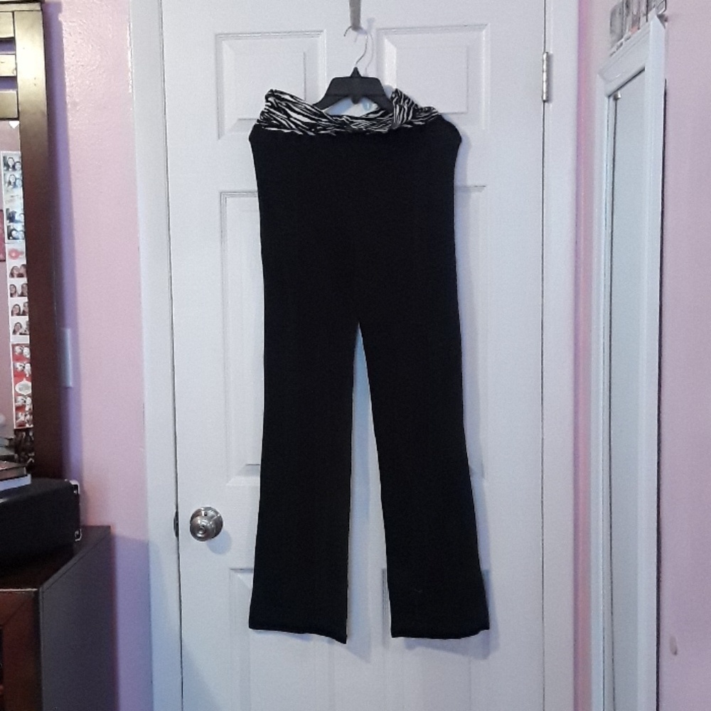 Workout pants